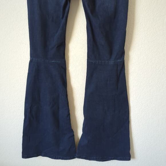Free People‎ Penny Pull-On Flare Jeans 28 Mid-Rise Bell Bottom Pants Rich Blue - Picture 8 of 11